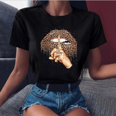 China 2021 Summer Fashion QUICK DRY Short Sheath Loose Plus Size Women Tops Funny Leopard Black Lip Kiss Base O-Neck Tees Girls T-Shirt for sale