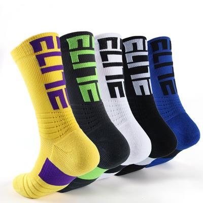 China Comfortable Yueli Men's Sports Socks Antibacterial High Quality Cotton Basketball Ankle Socks for sale