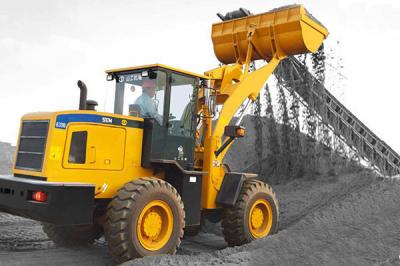 China SEM630B Wheel loader 30series wheel loader 3ton for sale