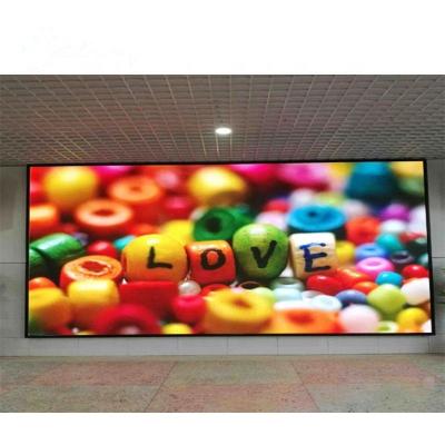 China Display LED de alta definición de pitcha de píxeles estrechos para publicidad en interiores en venta