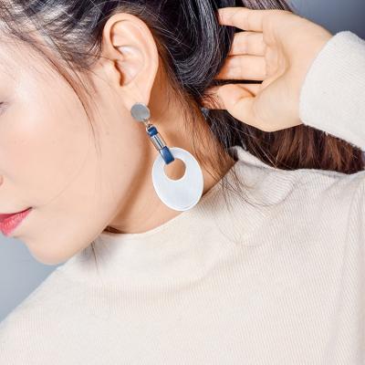 China 2021 TRENDY gold plated minimalist women leather earrings hypoallergenic thick circle earrings fashion jewelry for sale