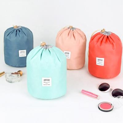 China Large Capacity Convenience Custom Drawstring Bag Barrel Shape Makeup Brush Bag Large Capacity Travel Toiletry Cosmetic Bag For Women for sale