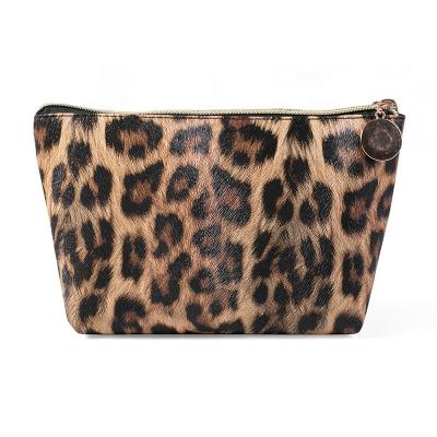 China Custom Durable Leopard Print PU Beauty Makeup Pouch Bag Travel Durable, Waterproof Leather Cosmetic Bag For Ladies for sale