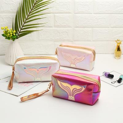 China Durable Holographic Makeup Bag, Fashion Travel Cosmetic Bag Toiletry Bag Makeup Organizer For Women Large for sale