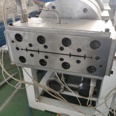 China Máquina de extrusión de perfiles de plástico para la construcción de juntas de sellado de aguas residuales línea de producción de profesional en Qingdao City en venta