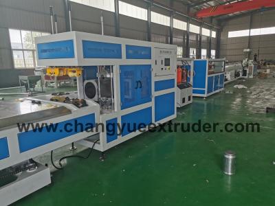 China Schraubengröße 70 mm Plastikrohr-Extrusionsmaschine für PVC-Maschine Abmessung 10m*2m*2m zu verkaufen