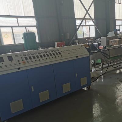 China Máquina de triturar de mistura de plásticos para instalações de fabrico de PVC à venda