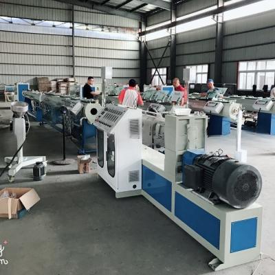 China 230 kg/h PPR-buisbuismachine 50 mm-160 mm Plasticbuisbuismachine Te koop