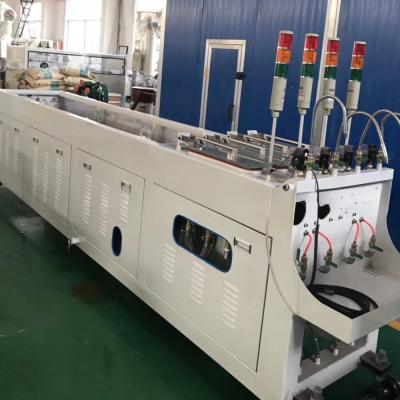 China Versatile Applications PVC Conbuit Pipe Production Line with Separate Type Extruder for sale