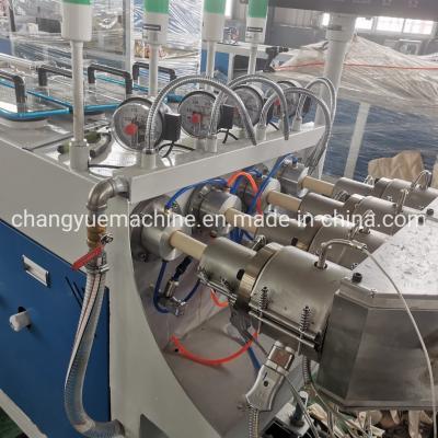 China Extrusora de tuberías Máquina para hacer conductos de PVC con alta productividad y automatización automática en venta