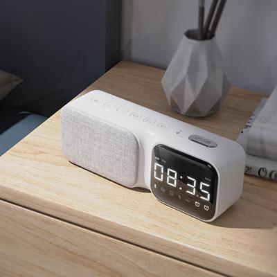 Chine Bluetooth Communication Intelligent Voice Sound haut-parleur de bureau avec tissu et horloge à vendre