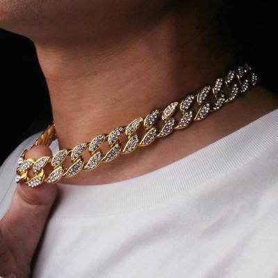 China Wholesale 12Mm Diamond Choker Men Necklace Hiphop Drop Shipping 18K Gold Plated Iced Out Cuban Link Jewelry Chain Necklace for sale