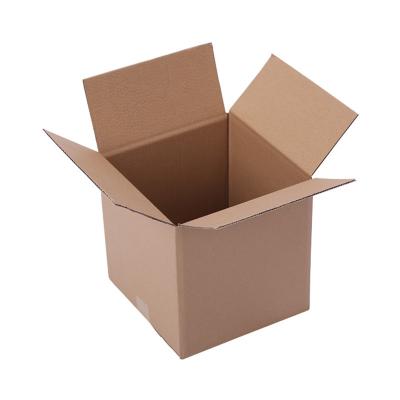 China Wholesale Recyclable Square Cardboard Stain Cardboard Transport Packaging 3 Layer Super Hard Corrugated Box for sale