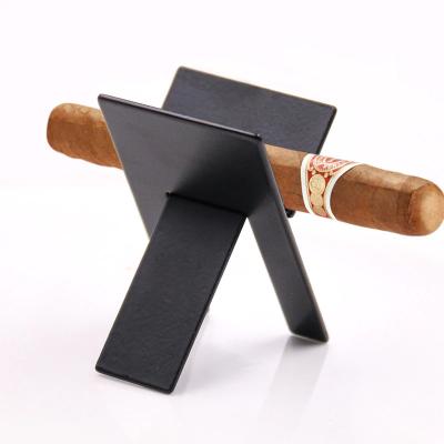 China Metal Folding Folding Stand Stainless Steel Cigar Smoking Stand Customized Logo Portable Cigar Accessories for sale