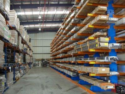 China Insertion Upright Metal Cantilever Racking System for  Pipe , steel manufacture for sale