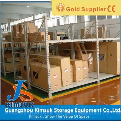 China Customized Metal Storage Rack Systems , Medium Duty Warehouse Rack 300KG for sale