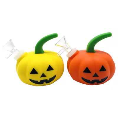 China New 2021 Novelty Halloween Pumpkin Silicone Smoking Pipe Funnel Glass Bowl Weed Smoking Accessories Wholesale for sale