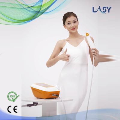 中国 64 Pin Electrode RF Microneedle Machine For Face And Body Treatment And Rejuvenation 販売のため