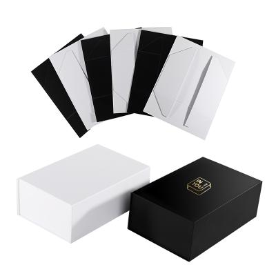 China Hot Sales Recycled Material Cardboard Paper Gift Box, Black White Foldable Shoe Boxes, Custom Logo Magnetic Gift Box for sale