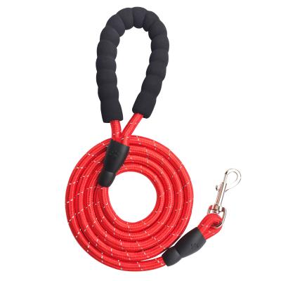 China Reflective Durable Reflective Traction Rope For Dogs And Cats At Night for sale