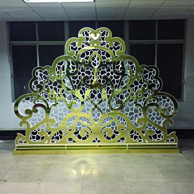 China Fashionable Wedding Decorations Love Wedding Selling Acrylic Gold PVC Pattern Backdrop Hollow Stand For Wedding Party Event Decoration for sale