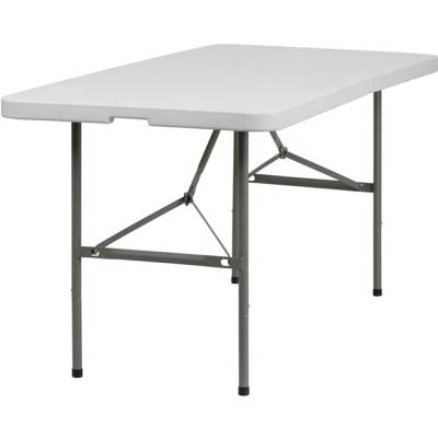 China Modern Portable 5FT Plastic Folding Table With Handle for sale