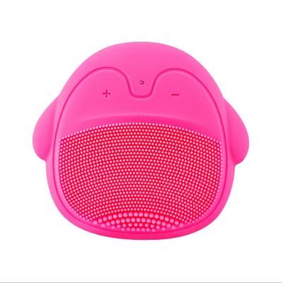 China Portable Electric Facial Beauty Skin Care Silicone Remover Face Massager Brush DEEP CLEANSING Cleansing Device for sale