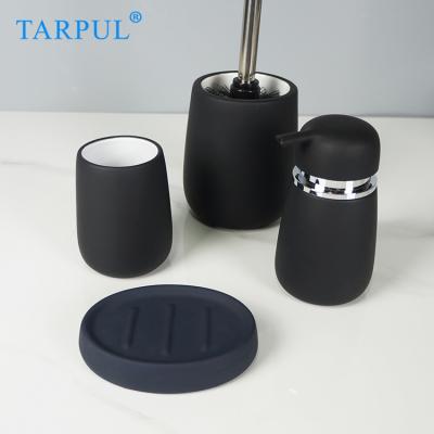 China Simple Sustainable Matte Black Set Bath Sets Pure Tarpul Style 5 Pcs Hotel Bathroom Accessories for sale