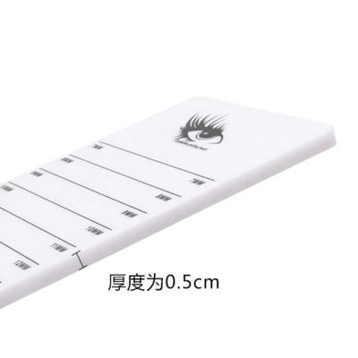 China Acrylic Lash Palette Stand Holder Board Plate Eyelash Extension Glue Wholesale Holder With Custom Logo Eyelash Extension Display Holder for sale