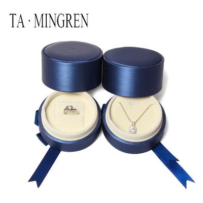 China Fashionable Wholesale Gift Custom Round Leather Jewelry Box With Ribbon for sale