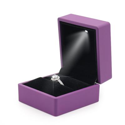 China Manufacturer Supply Fashionable Ring Display Case Box Led Elegant Light Box For Ring Jewelry Box for sale