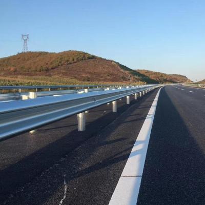 China AASHTO W Guardrail Roadway Crash Barrier Crash Beam Galvanized Road Guardrail for sale