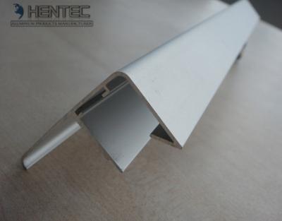 Chine Profils peints par poudre de fenêtre en aluminium, châssis de fenêtre en aluminium expulsé à vendre