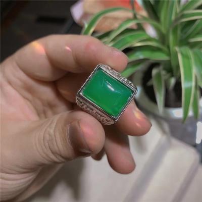 China FASHIONABLE Natural Gem Mens Ring Green Chalcedony Agate Stone Plated With Platinum Adjustable Ring for sale