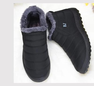 China Factory Wholesale Durable Fashion Fluffy Winter Snow Warm Men's Plush Fur Boots for sale