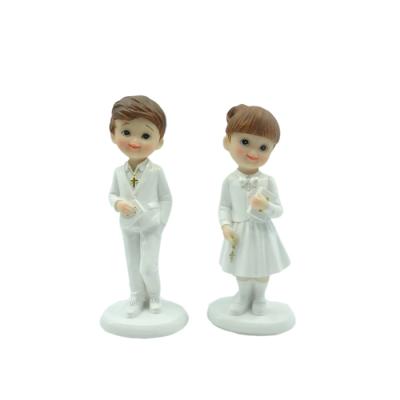 China Decorative Europe Resin Baby Favors First Communion Figurine for sale