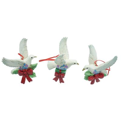 China Top Wedding Cake Topper Grace Polyresin Wedding Gift Favors Wedding Keepsake Pigeon Namecard Clip DOVING Hanging Ornament for sale