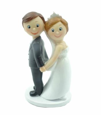 China Cute Cake Toppers Wedding Cake Topper Polyresin Wedding Gift Cartoon Wedding Couples for sale