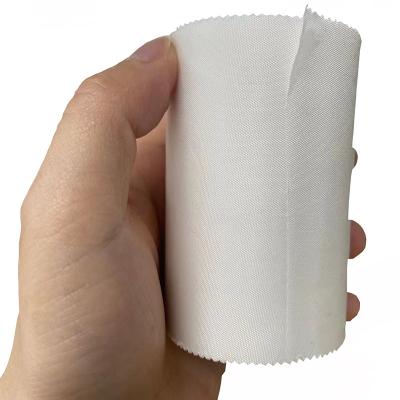 China Medical Care Adhesive Medical Silk Tape With Serrated Edge Easy To Hand Tear for sale