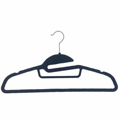 China OEM Logo Durable Non Slip Wardrobe Modern Velvet Hanger Heavy Duty Assembled Velvet Percheros Para Ropa for sale