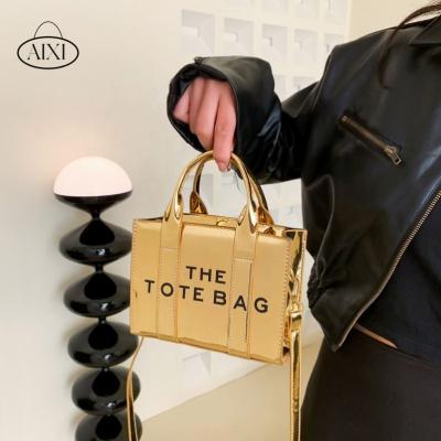 China Water Resistant New Arrival Fashion Laser Clip bolsos de mujer Leather Handbags Female Small Tote Bags For Women for sale