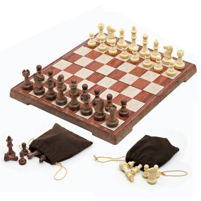 China 2019 Eco-friendly Customized Wooden Chess Board Chess Pieces Education Chess Sets for sale