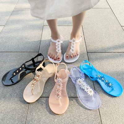 China Adult Outdoor Multicolor Jelly Flower Crystal Long Sandals Fashion Trend Summer Fashion Trend Cloth Casual Beach Shoes PVC Women's Sandals for sale