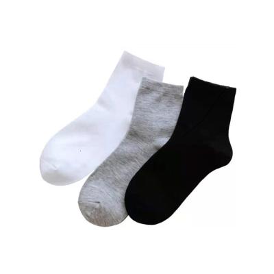 China Breathable Wholesale Luxury Quick Dry Sporty White available in Black and Gray Sock for sale