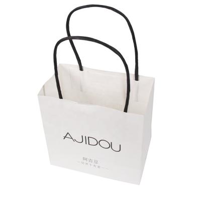 China Custom OEM Recyclable Paper Tote Bag Manufacturer for sale