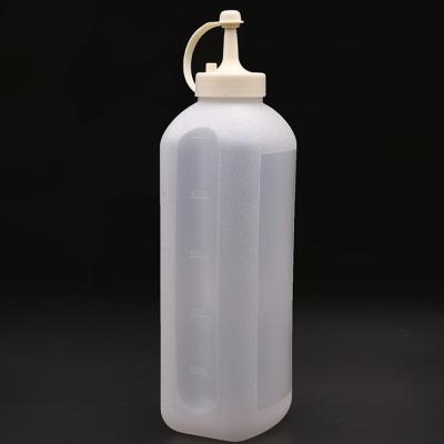 China Sustainable Soft Plastic Squeeze Bottle Food Grade Seasoning Barbecue Sauce Bottles Stocked Kitchen Squeeze Sauce Bottle for sale