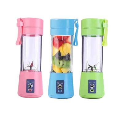 China Mini 350Ml Automatic Citrus 6 Blades Easy Handling Usb Smart Juice Cup Portable Blender Juicer Refill Filling Machine for sale