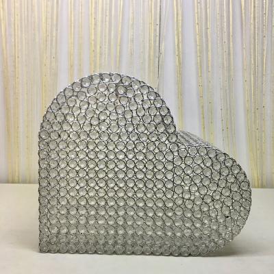 China New Wedding Decoration Style Heart Shape Romantic Piggy Bank For Wedding Decoration for sale