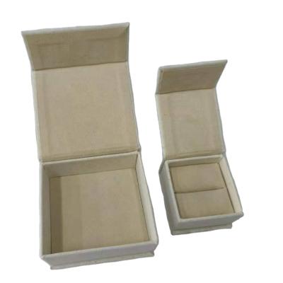 China Magnetic Gift Folding Boxes Natural Cloth Canvas Jewelry Box Ring Box Necklace Biodegradable Canvas Box With Pocket for sale