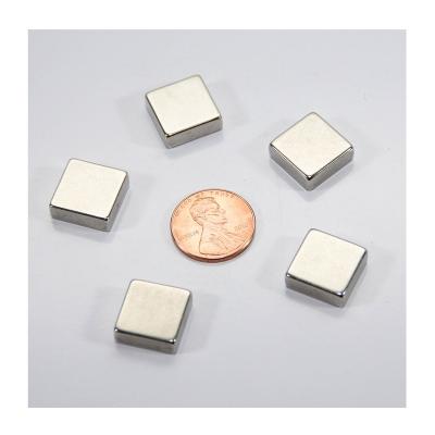 China Customizable Wholesale Cheap Neodymium Permanent Square Magnets Customizable Ndfeb Square Magnets for sale